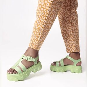 Melissa Ella Platform Sandals in Green, Size 7